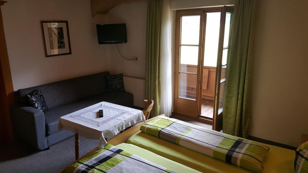 Gaestehaus Wildauer เซลล์ อัม ซิลลา ภายนอก รูปภาพ