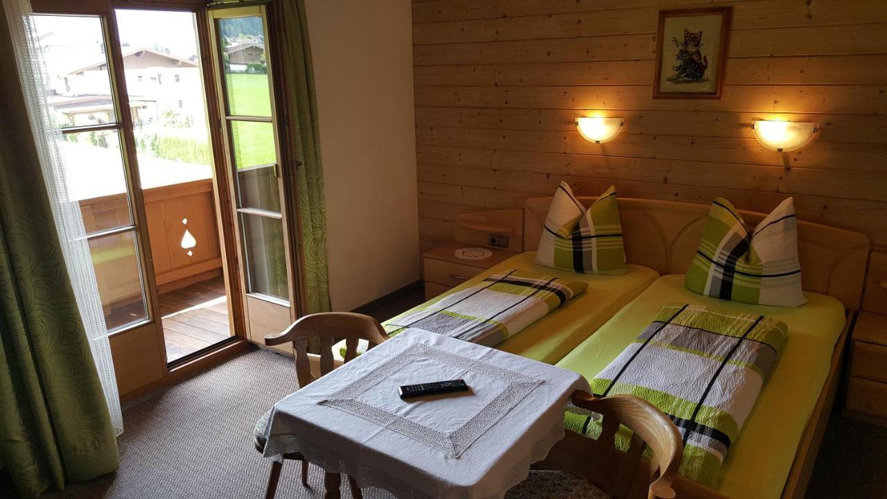 Gaestehaus Wildauer เซลล์ อัม ซิลลา ภายนอก รูปภาพ