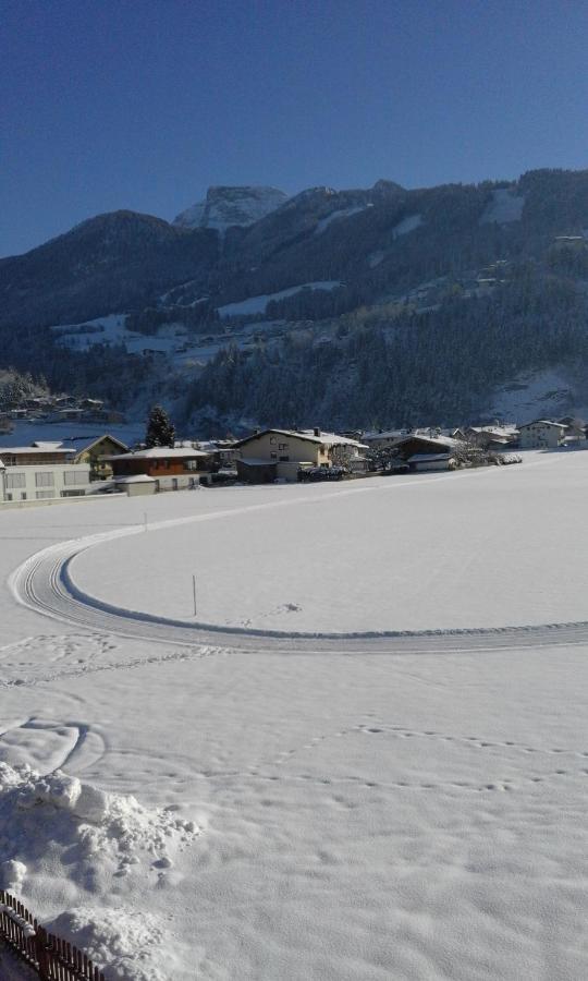 Gaestehaus Wildauer เซลล์ อัม ซิลลา ภายนอก รูปภาพ